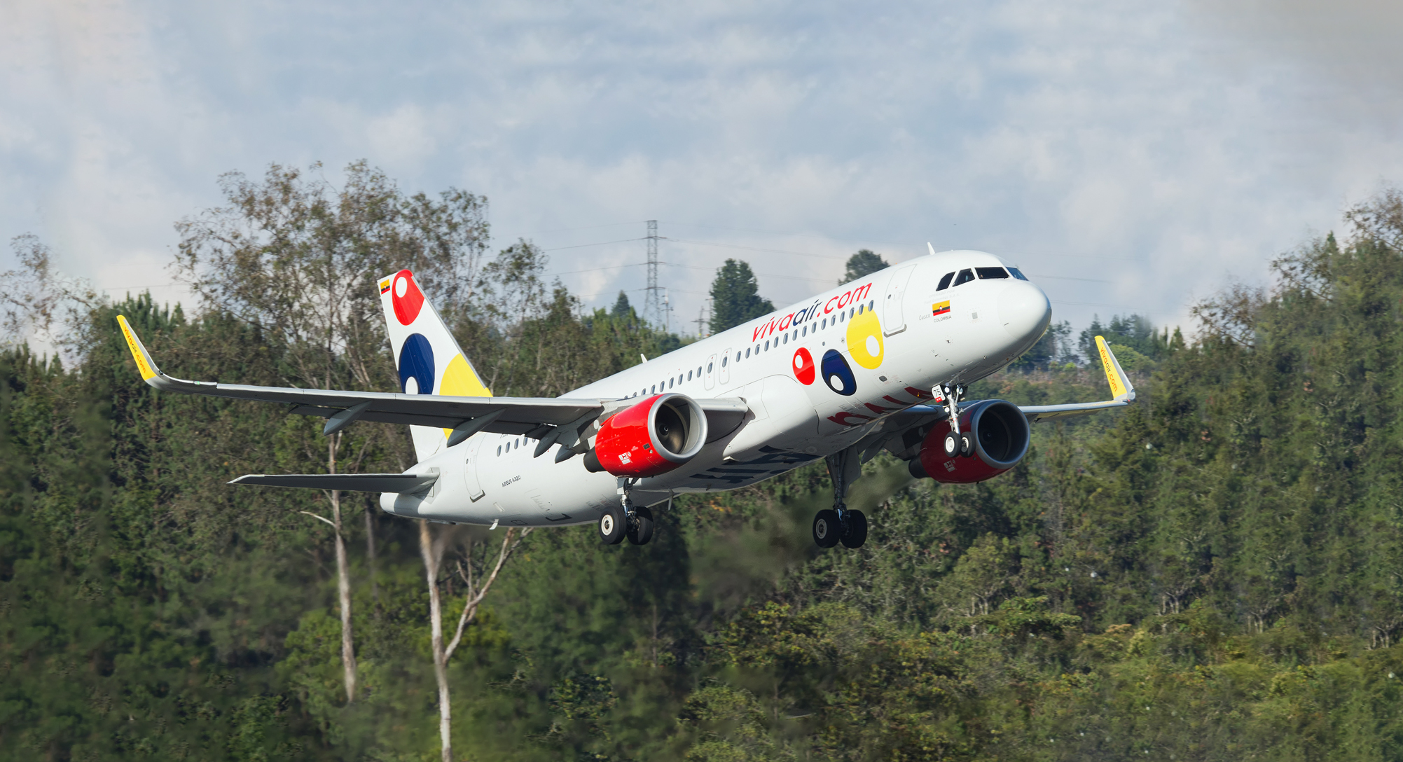 Vistair Systems s announces its ﬁrst partnership in South  America with low-cost carrier Viva Air.  Image : Tomas Acevedo Sanchez 
